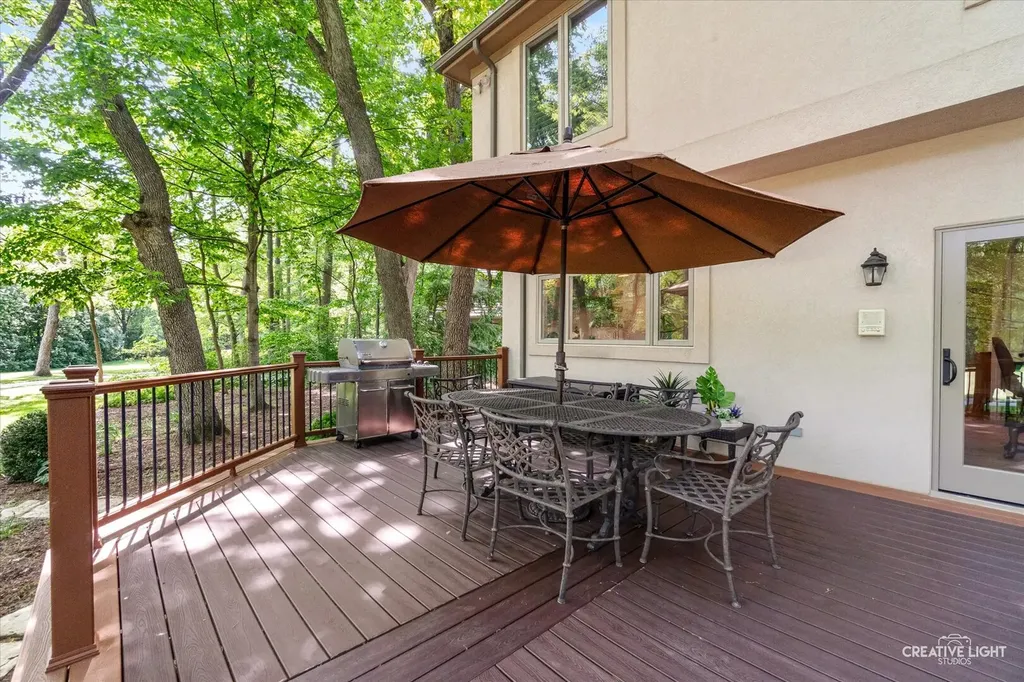 1585 Woodcrest Court Aurora IL 60502