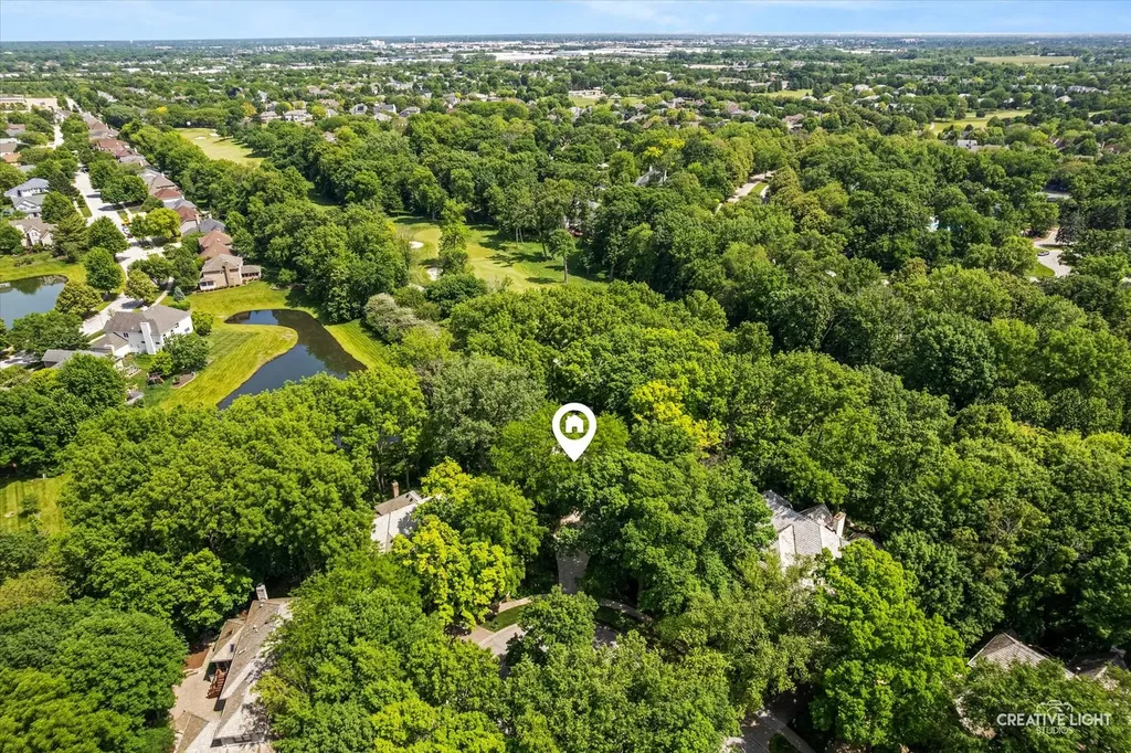 1585 Woodcrest Court Aurora IL 60502