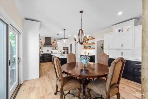 1585 Woodcrest Court Aurora IL 60502