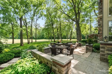 1585 Woodcrest Court Aurora IL 60502