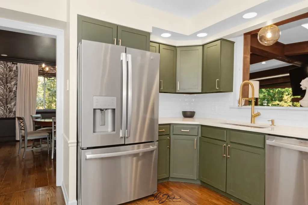 5623 North Newcastle Avenue Chicago IL 60631