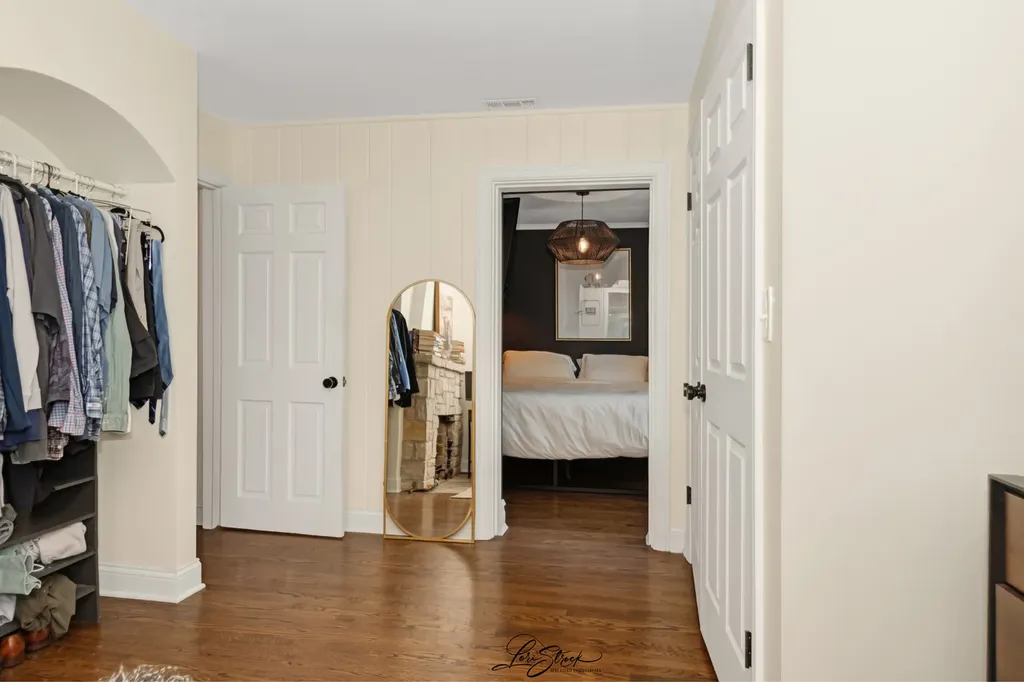 5623 North Newcastle Avenue Chicago IL 60631