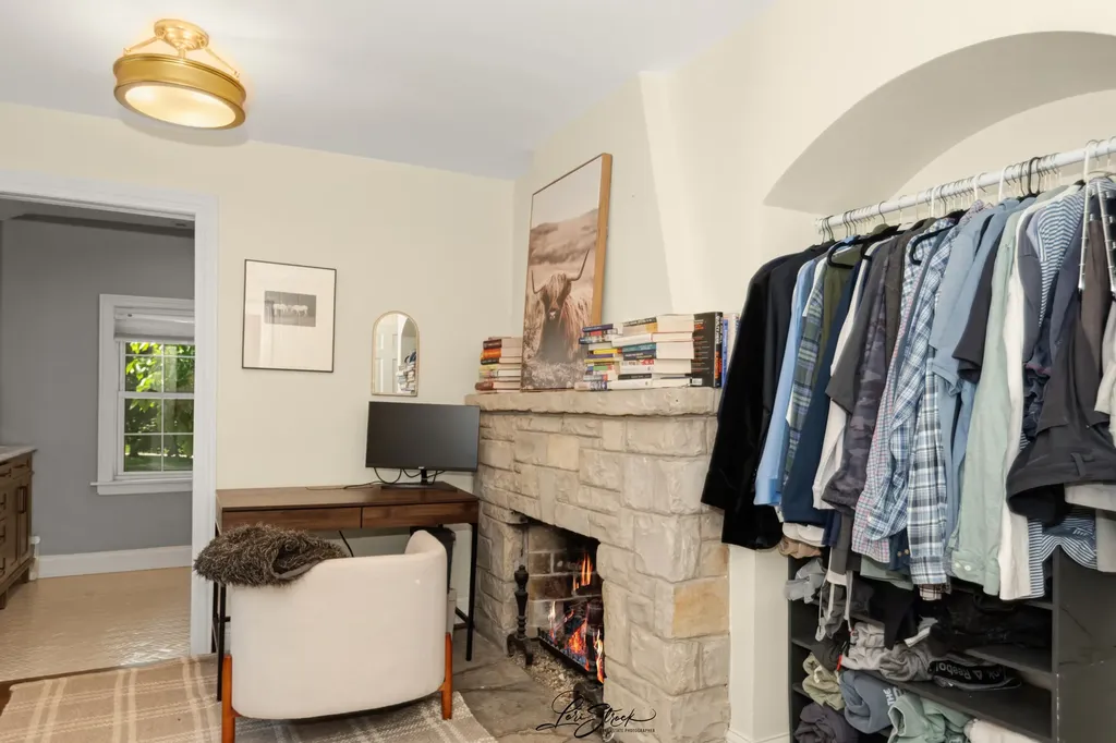 5623 North Newcastle Avenue Chicago IL 60631