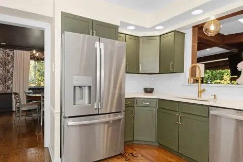 5623 North Newcastle Avenue Chicago IL 60631