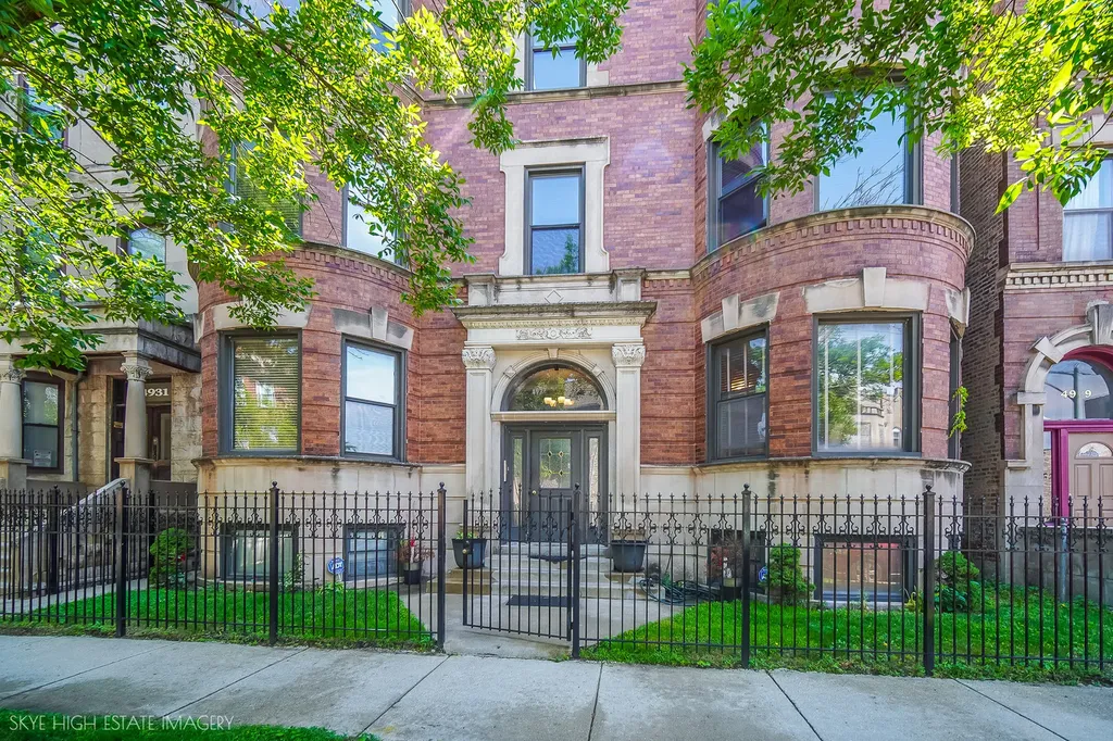 4935 South Vincennes Avenue Chicago IL 60615