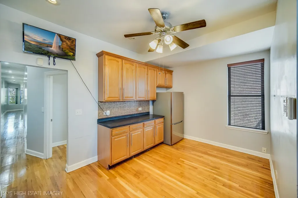 4935 South Vincennes Avenue Chicago IL 60615