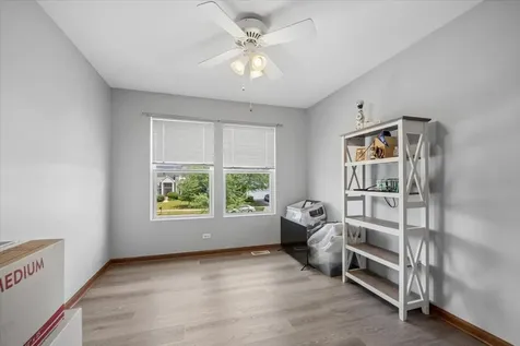 1113 Annandale Drive Elgin IL 60123