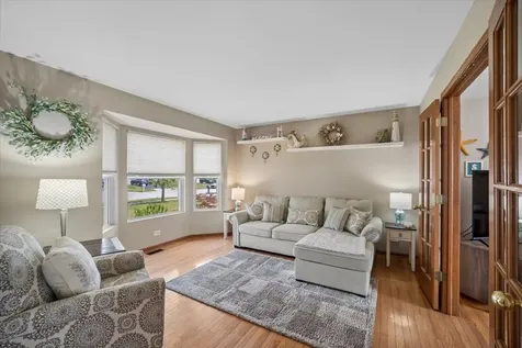 1113 Annandale Drive Elgin IL 60123