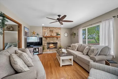 1113 Annandale Drive Elgin IL 60123