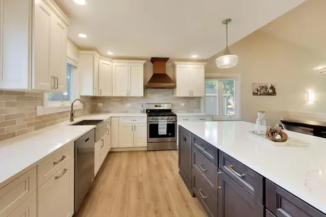 2003 East Lillian Lane Arlington Heights IL 60004