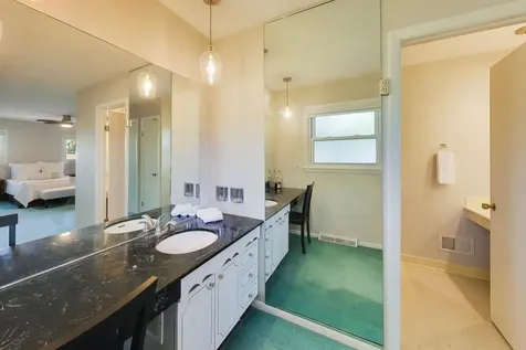 2003 East Lillian Lane Arlington Heights IL 60004