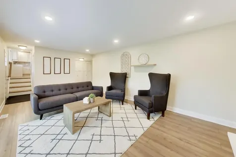 2003 East Lillian Lane Arlington Heights IL 60004
