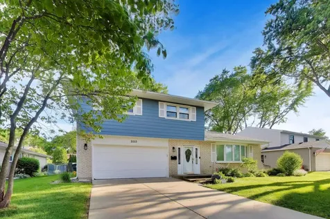 2003 East Lillian Lane Arlington Heights IL 60004