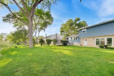 2003 East Lillian Lane Arlington Heights IL 60004
