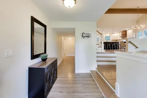 2003 East Lillian Lane Arlington Heights IL 60004