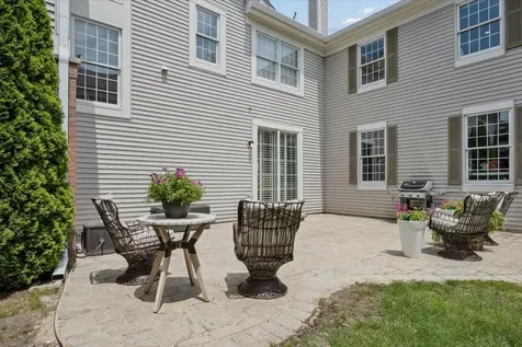 1573 Bluestem Lane Glenview IL 60026