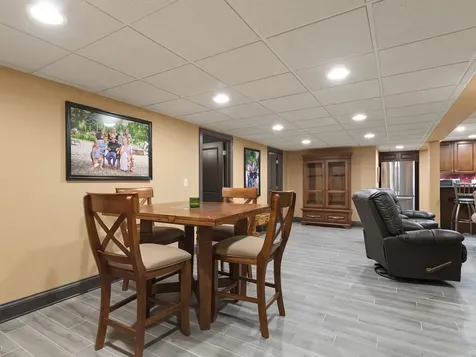 5805 North Barrington Road Morris IL 60450