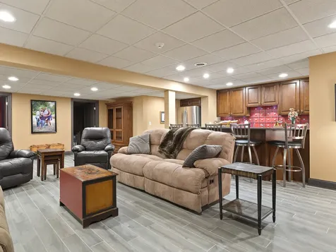 5805 North Barrington Road Morris IL 60450