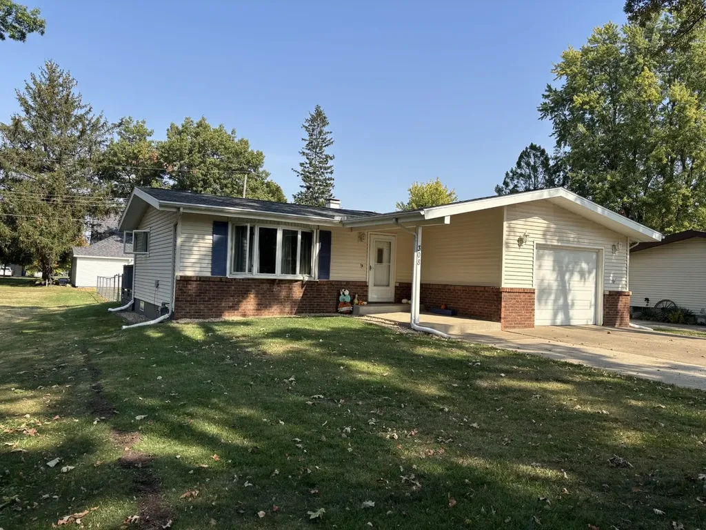 308 East South Street Granville IL 61326