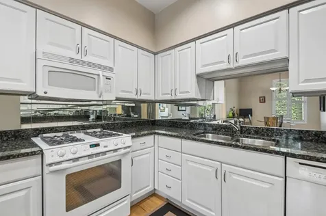 6735 North Cicero Avenue Lincolnwood IL 60712