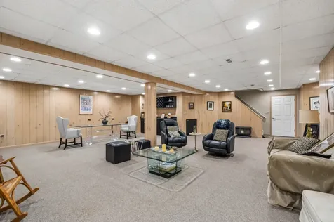 6735 North Cicero Avenue Lincolnwood IL 60712