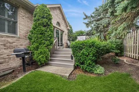 6735 North Cicero Avenue Lincolnwood IL 60712