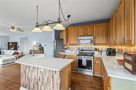 36844 North Deerview Drive Lake Villa IL 60046