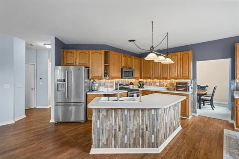 36844 North Deerview Drive Lake Villa IL 60046