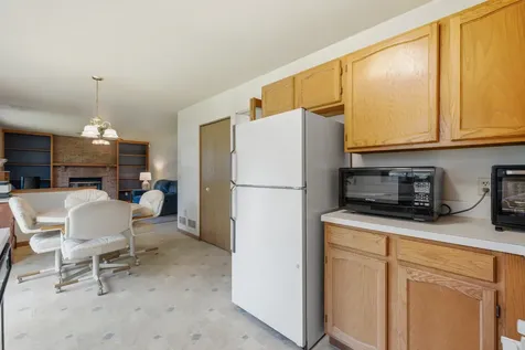 1730 Deer Run Drive Montgomery IL 60538