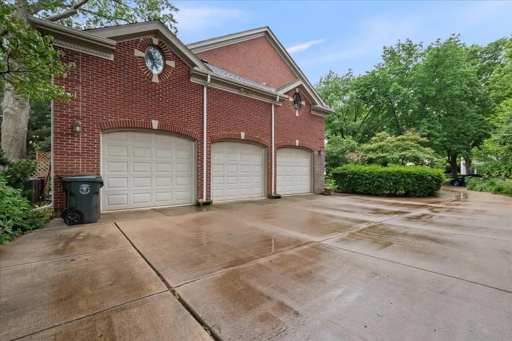 9035 Keystone Avenue Skokie IL 60076
