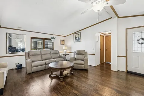 818 Oakbrook Drive Crystal Lake IL 60014