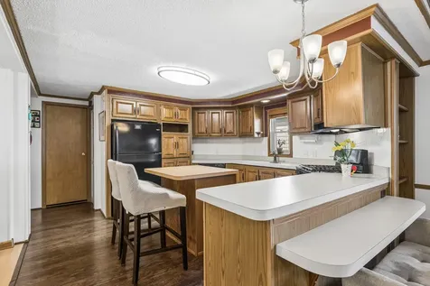 818 Oakbrook Drive Crystal Lake IL 60014