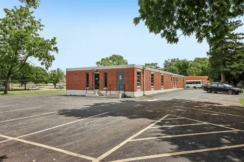 15 South East Avenue Aurora IL 60505