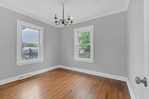 5830 North Nagle Avenue Chicago IL 60646