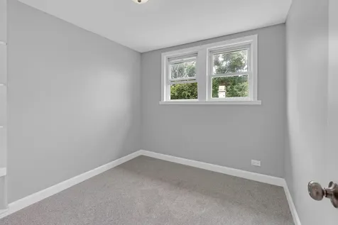 5830 North Nagle Avenue Chicago IL 60646