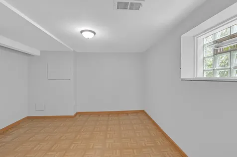 5830 North Nagle Avenue Chicago IL 60646