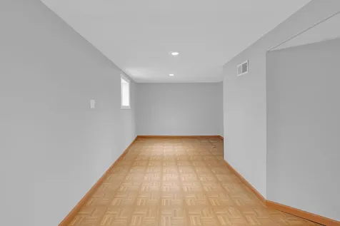 5830 North Nagle Avenue Chicago IL 60646