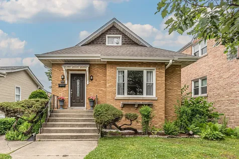 5830 North Nagle Avenue Chicago IL 60646