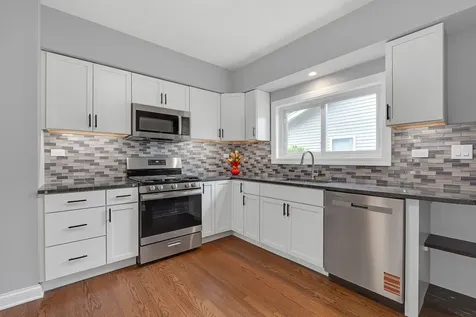5830 North Nagle Avenue Chicago IL 60646