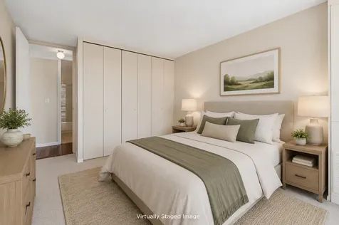 1660 North La Salle Drive Chicago IL 60614