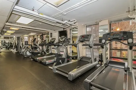 1660 North La Salle Drive Chicago IL 60614