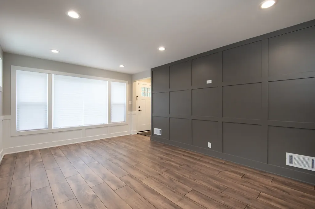 10338 South Vernon Avenue Chicago IL 60628