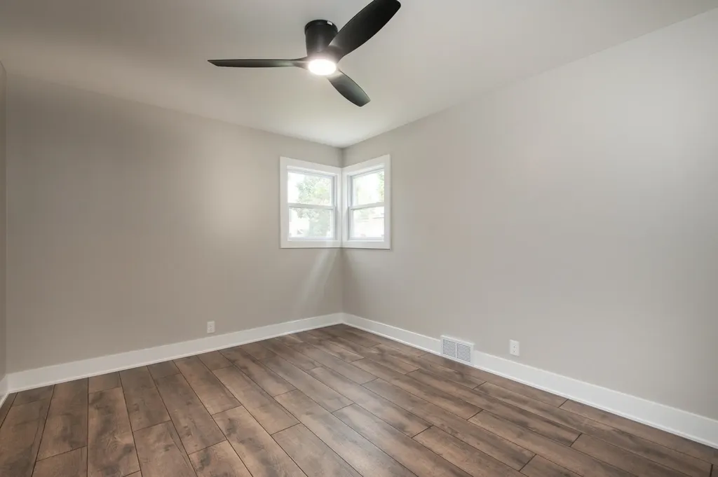 10338 South Vernon Avenue Chicago IL 60628