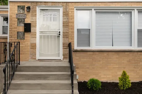 10338 South Vernon Avenue Chicago IL 60628