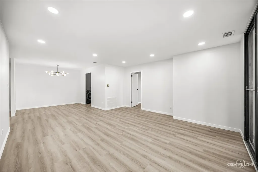 111 Acacia Drive Indian Head Park IL 60525