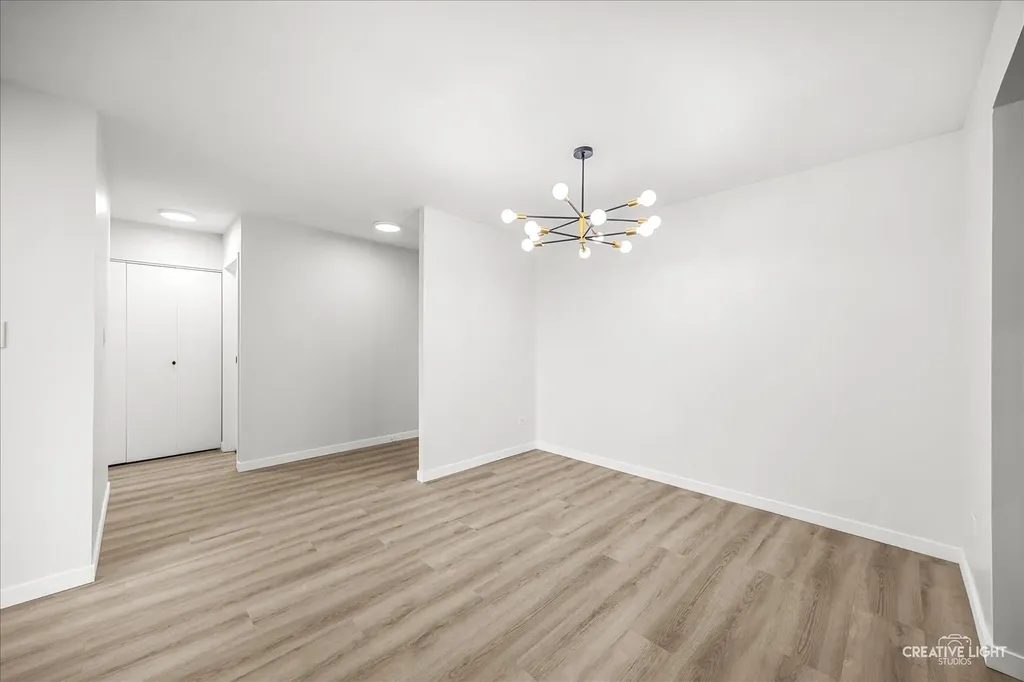 111 Acacia Drive Indian Head Park IL 60525
