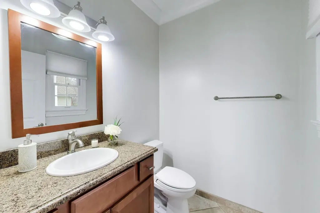 207 Lions Court Lake Zurich IL 60047
