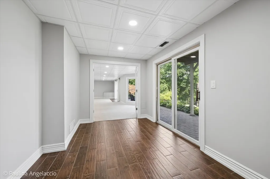 207 Lions Court Lake Zurich IL 60047