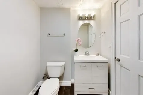 207 Lions Court Lake Zurich IL 60047