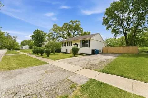 22499 Yates Avenue Sauk Village IL 60411